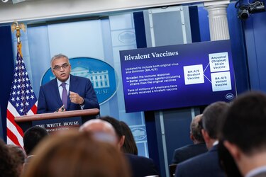 Estados Unidos extiende la declaración de emergencia por covid-19 durante 90 días más