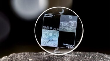Qué son los ‘cristales de memoria’ que desafían las leyes de la física y prometen solucionar el problema del almacenamiento masivo de datos