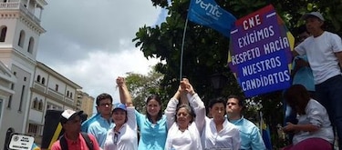 Isabel Pereira sustituye a María Corina Machado en candidatura legislativa