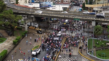 Ministro de Seguridad: Protestar es válido, pero cerrar calles viola la ley