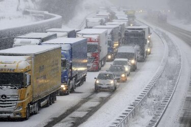 Norte de Alemania sufre el peor temporal de las últimas décadas
