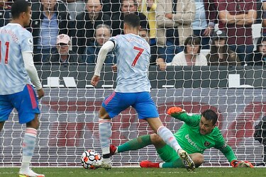 El Manchester United gana con nuevo gol de Cristiano Ronaldo y tape salvador de De Gea