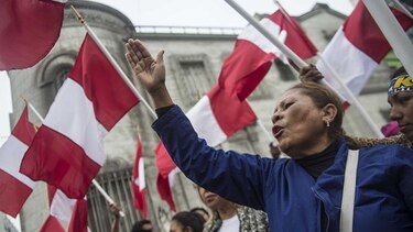 Kuczynski proyecta triunfo tras mantener leve ventaja ante Fujimori