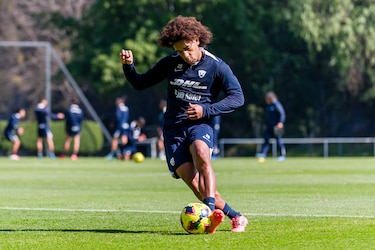 Adalberto Carrasquilla asume el reto con Pumas y habla sobre su debut en la Liga MX