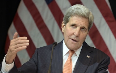 Kerry urge a la OTAN a 'intensificar' el combate contra el Estado Islámico
