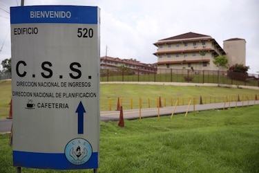 CSS presenta denuncia en el Ministerio Público  por la pérdida de más de un millón de guantes