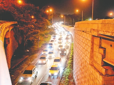 Solicitan suspensión de trabajos en puente de las Américas