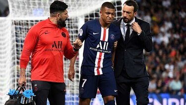 Mbappé estará un mes de baja por lesión y Cavani tres semanas