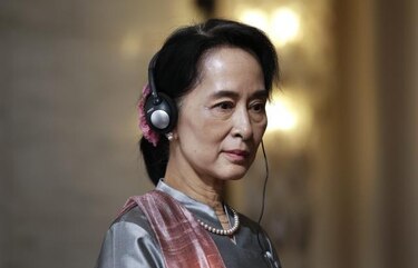 Aung San Suu Kyi se reunió con el papa Francisco y las autoridades italianas