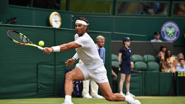 Rafa Nadal elimina a Tsonga y avanza a octavos en Wimbledon