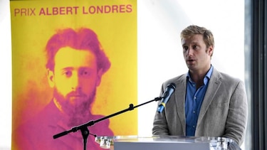 Un periodista francés que fue herido en Mosul recibe el premio Albert Londres