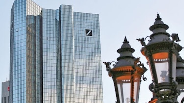 FED señala deficiencias críticas en Deutsche