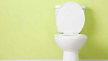 Atención cuando va al baño