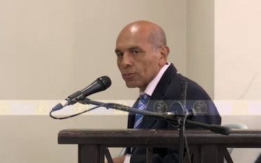 Mauricio Cort se presenta en el juicio de Blue Apple, como testigo de la fiscalía