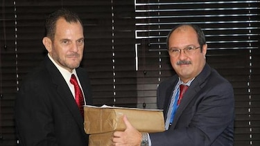 Director general de la CSS entrega auditoría de la ciudad hospitalaria al contralor