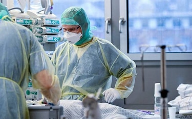 Suben a 920 los casos reportados de hepatitis infantil de origen desconocido