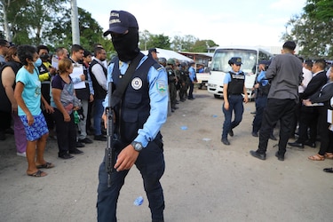 Al menos 41 personas muertas en reyerta en cárcel de Honduras