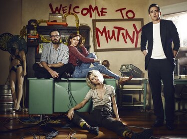 Tecnología y conexiones humanas en una serie de televisión