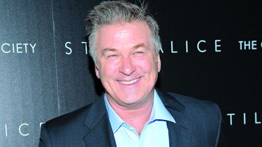 Actor Alec Baldwin escribirá libro satírico sobre Trump