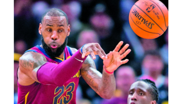Cavaliers vuelven a perder, Spurs ganan