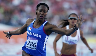 Panameña Lewis termina en tercer lugar en Beijing