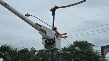 Naturgy mantiene trabajos para restablecer el servicio eléctrico tras fuertes tormentas