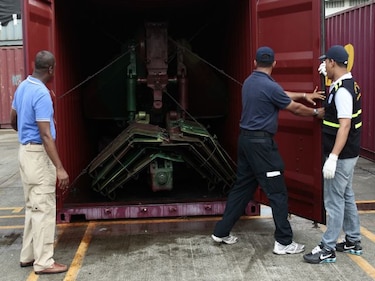 Panamá: armas cubanas en buque violan embargo