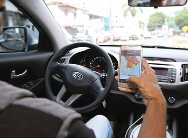 Las plataformas digitales para el transporte son legales, pero...
