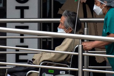 Expresidente peruano Alberto Fujimori se recupera de sorpresiva intervención al corazón