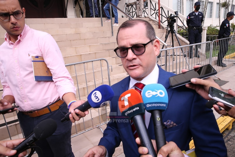 Fiscalía ordena archivar denuncia presentada por asesor de Mayer Mizrachi contra el vicealcalde Roberto Ruiz Díaz