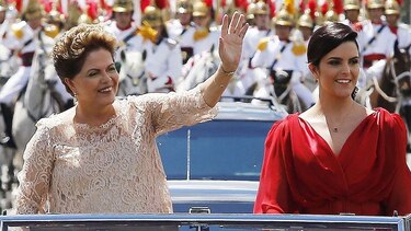 Rousseff propone pacto nacional contra corrupción y defiende Petrobras