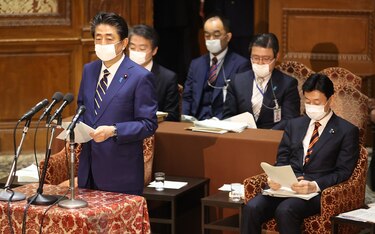 Japón declara estado de emergencia en siete regiones por coronavirus; no se aplicará confinamiento