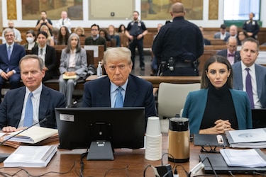 Un juzgado pone en pausa la ‘orden mordaza’ contra Trump por el caso de las elecciones