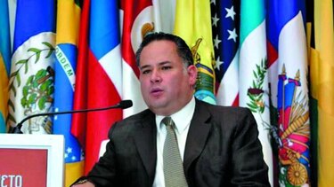 Exfiscal mexicano niega presiones