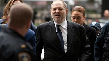 Harvey Weinstein busca nuevos abogados al acercarse su juicio
