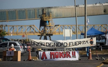 Mina Escondida quiebra relación con sus trabajadores en huelga y restablecerá operaciones