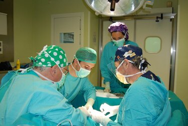 Médico busca hacer en 2016 el primer trasplante de hígado para niños en Panamá