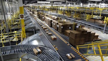 Amazon cerrará centros de compra y venta en China