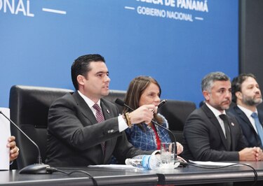Un velo de 10 años para las actas del Gabinete de Laurentino Cortizo