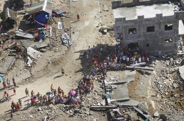 Filipinas reconoce su fracaso y promete acelerar las tareas de emergencia