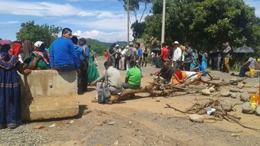 Indígenas del 'M-10' se mantienen en la vía Interamericana