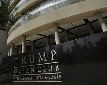Tratan de desalojar a equipo de Trump de hotel en Panamá