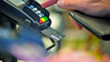 Buscan mejorar pago con tarjetas con chip