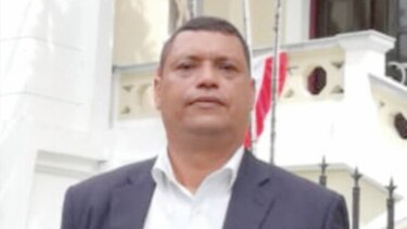 Abogado denuncia a la Procuradora por seis delitos