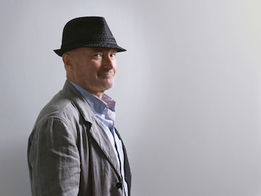 Phil Collins dice que 'ya no está oficialmente retirado'