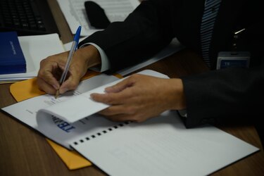 Ley electoral permite a miembros de partidos postularse como independientes