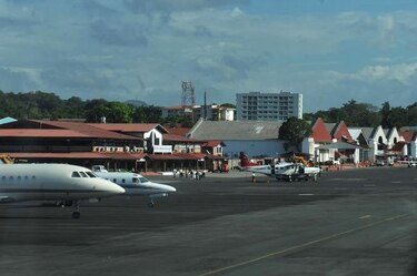 Aprueban 3.5 millones dólares para reparar aeropuertos de Albrook y Bocas del Toro