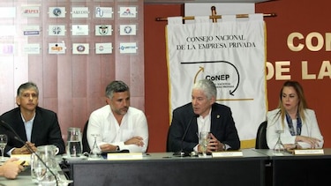 Ministro Sabonge presenta borrador sobre las APP al Conep
