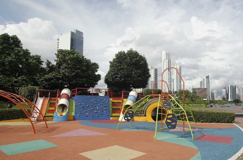 Tres consorcios compiten por contrato de $26.1 millones para la recuperación de la Cinta Costera y Amador