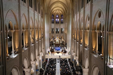 Macron en Notre Dame: hemos descubierto lo que una gran nación puede hacer, lo imposible